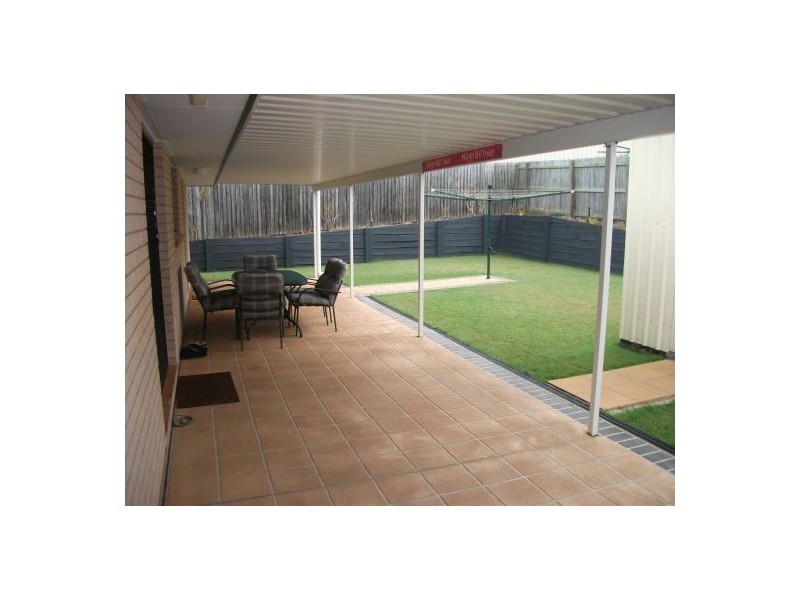 15 Barry Street, Torquay QLD 4655