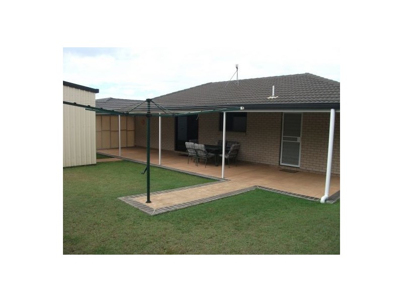 15 Barry Street, Torquay QLD 4655