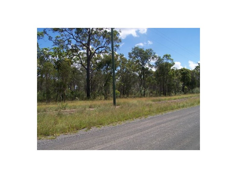1 Yachtsmans Dr, Burrum River QLD 4659