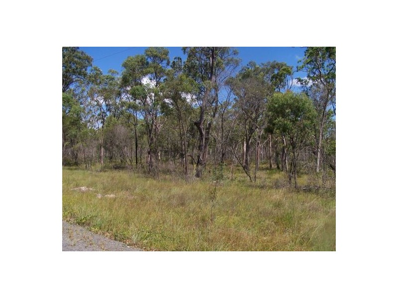 1 Yachtsmans Dr, Burrum River QLD 4659