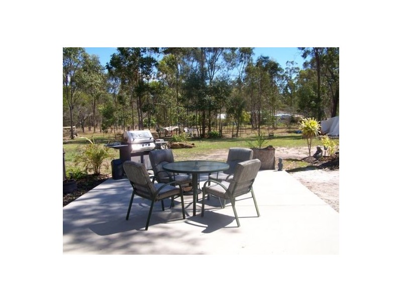 9 Brypat Cl, Burrum Heads QLD 4659
