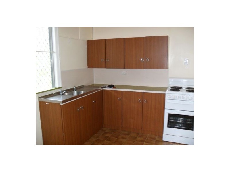 2/7 Gossner Street, Scarness QLD 4655