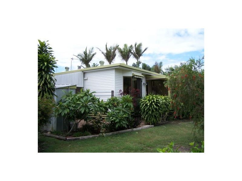 Eli Waters QLD 4655
