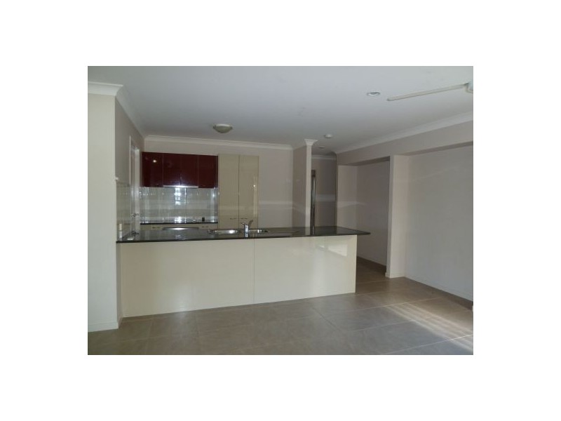 22 Wave Crt, Toogoom QLD 4655