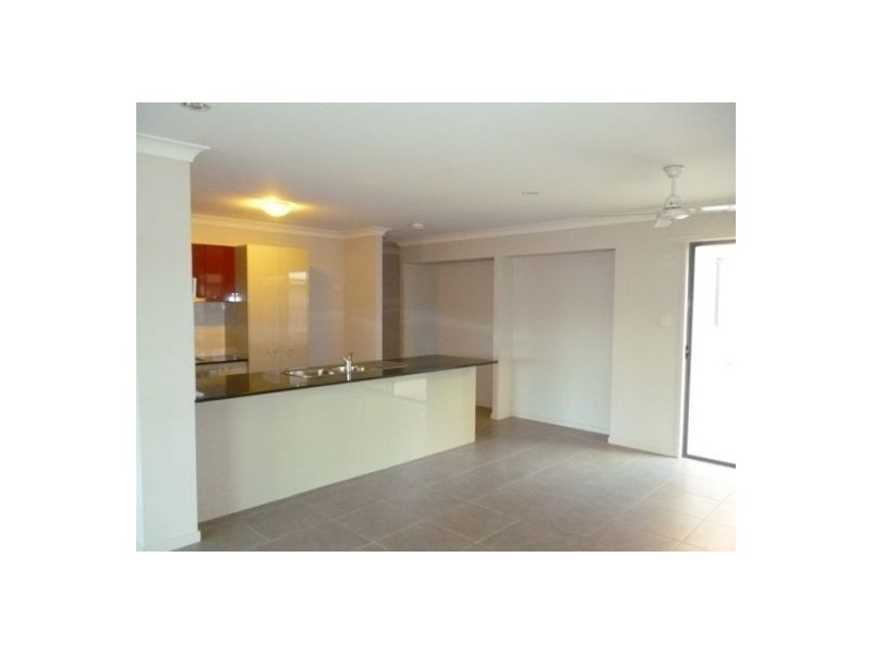 22 Wave Crt, Toogoom QLD 4655
