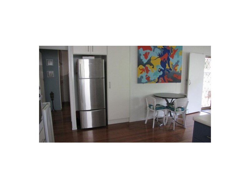 659 Esplanade, Urangan QLD 4655