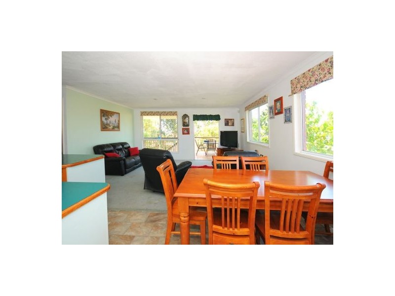 34 Victor Drive, Kawungan QLD 4655