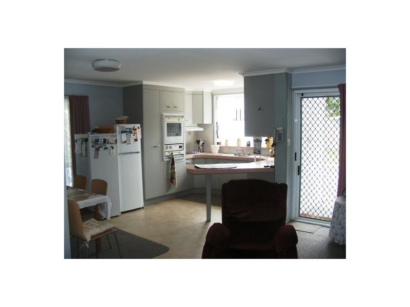 93 Eucalyptus Ave, Eli Waters QLD 4655