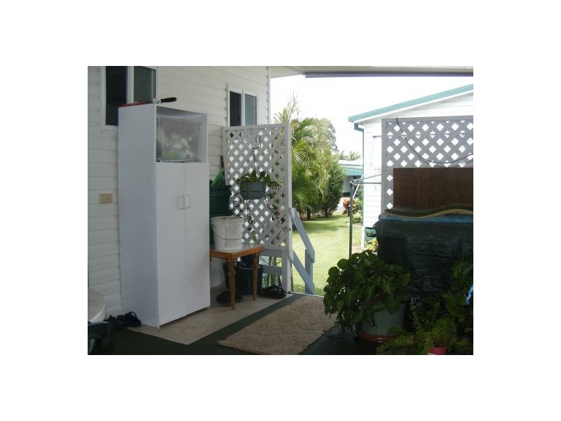 93 Eucalyptus Ave, Eli Waters QLD 4655