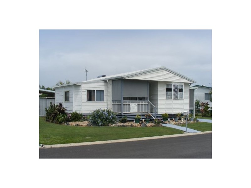 93 Eucalyptus Ave, Eli Waters QLD 4655