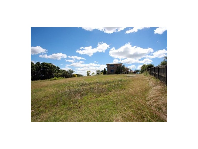 24 PARVIEW DR, Craignish QLD 4655