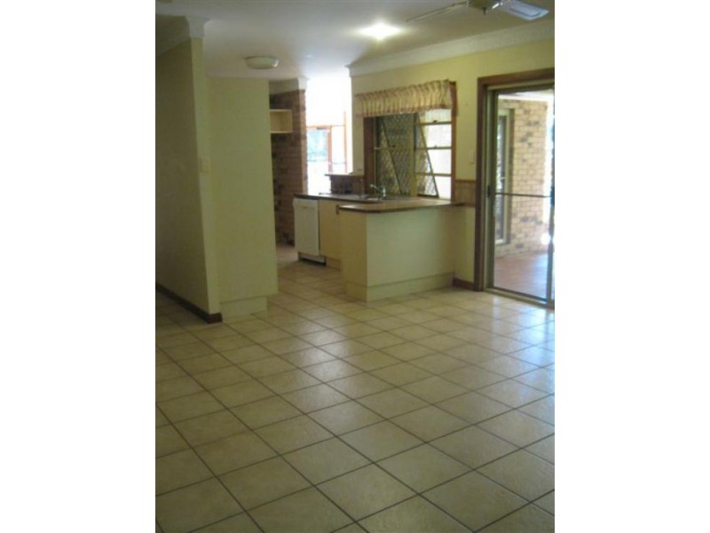 181 Doolong Road, Wondunna QLD 4655