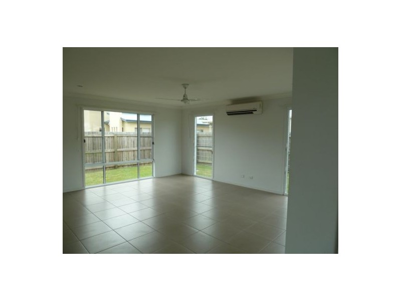 2 Aqua Crt, Toogoom QLD 4655