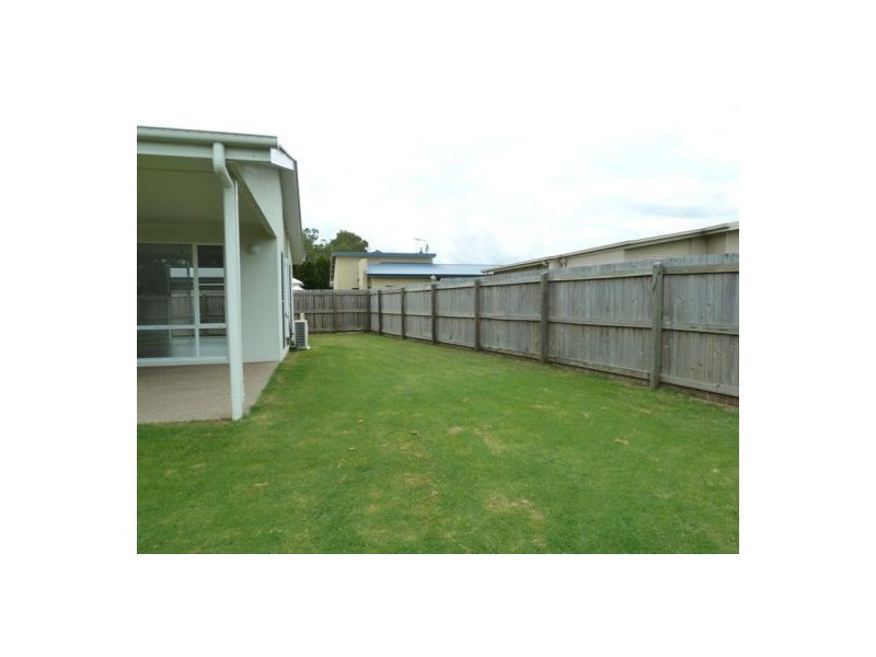 2 Aqua Crt, Toogoom QLD 4655
