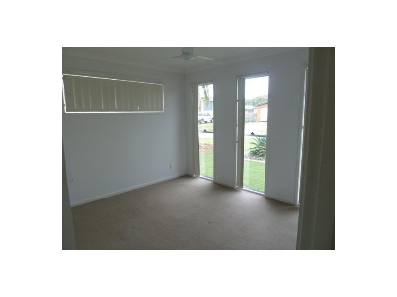 2 Aqua Crt, Toogoom QLD 4655