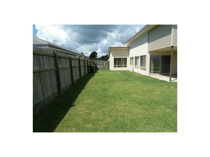 10 Helm Street, Toogoom QLD 4655