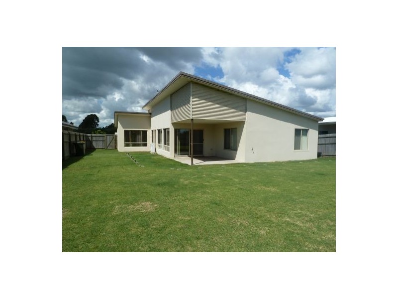 10 Helm Street, Toogoom QLD 4655