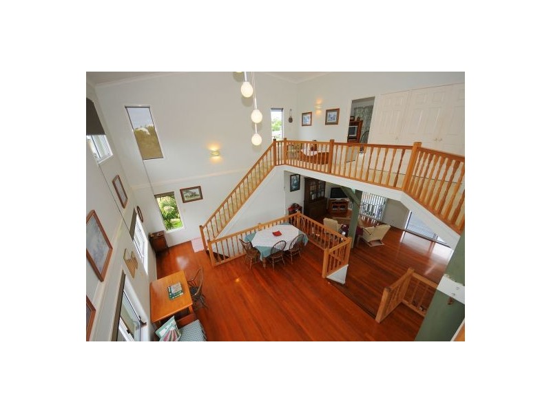 15 Waigani, Kawungan QLD 4655