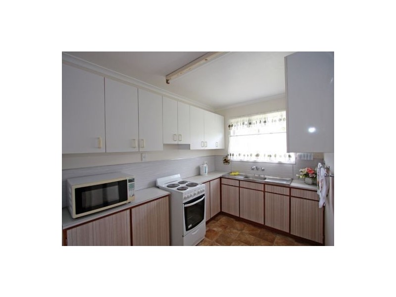 44 WILLIAM ST, Urangan QLD 4655
