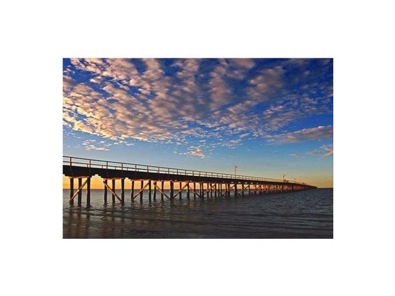 44 WILLIAM ST, Urangan QLD 4655