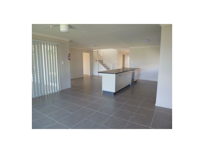 8 Clearwater Cres, Toogoom QLD 4655