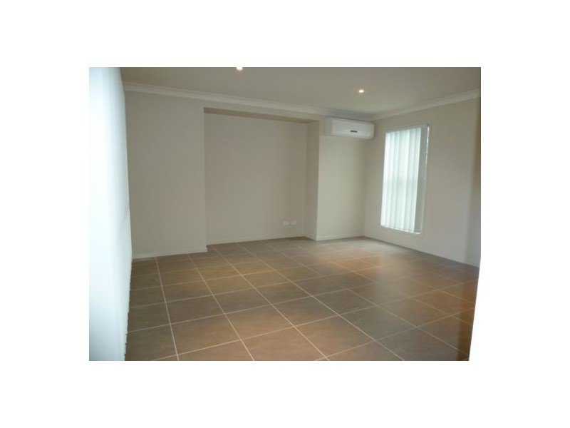 8 Clearwater Cres, Toogoom QLD 4655