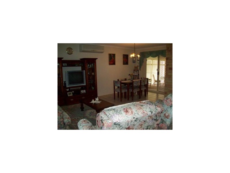 8 Twolyn Street, Hervey Bay QLD 4655