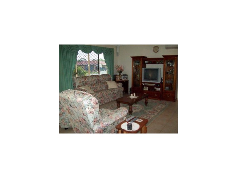 8 Twolyn Street, Hervey Bay QLD 4655