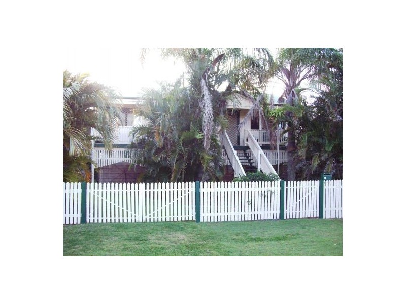 113 Pulgul Street, Urangan QLD 4655