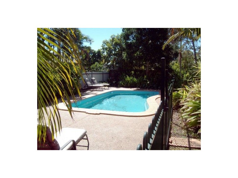 113 Pulgul Street, Urangan QLD 4655