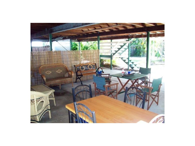 113 Pulgul Street, Urangan QLD 4655