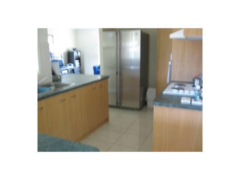 5 Gunsynd Way, Point Vernon QLD 4655