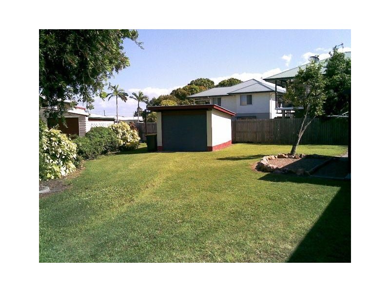 18 Thomas Street, Pialba QLD 4655