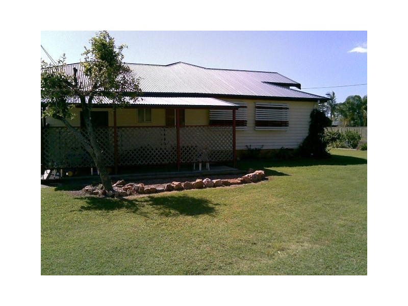 18 Thomas Street, Pialba QLD 4655