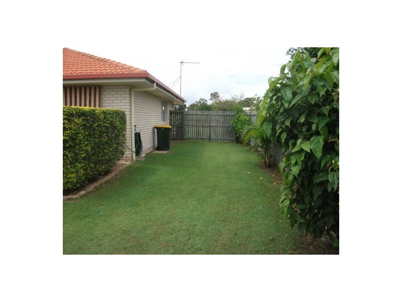 73 North Street, Point Vernon QLD 4655