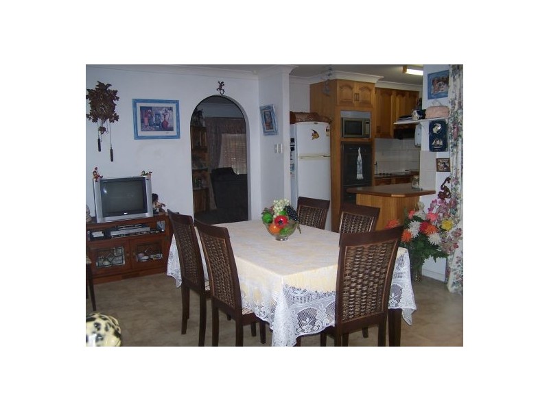 10 Granada Ct, Point Vernon QLD 4655