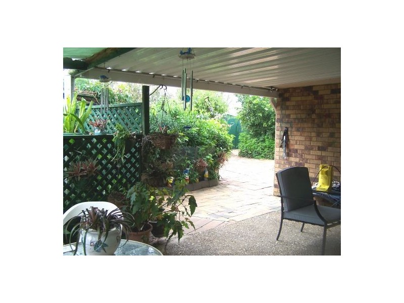 10 Granada Ct, Point Vernon QLD 4655