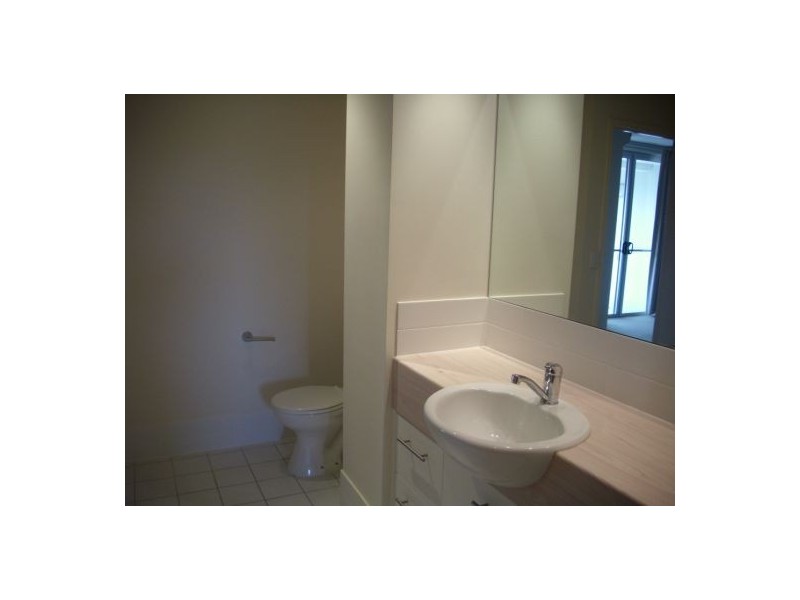 22/68 Pulgul Street, Urangan QLD 4655