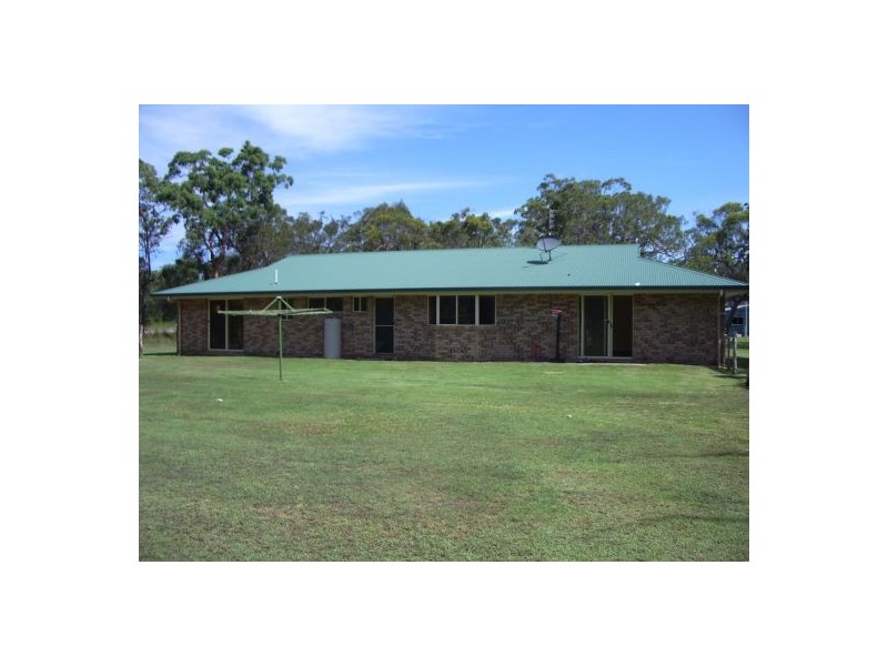 4 Ti Tree Road, Booral QLD 4655
