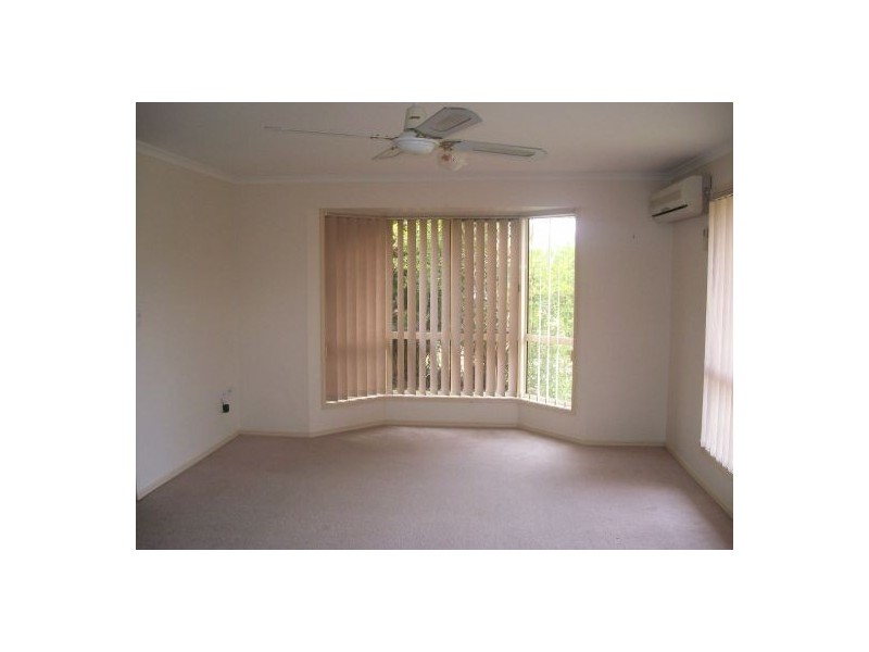 1 King Edward Court, Urangan QLD 4655