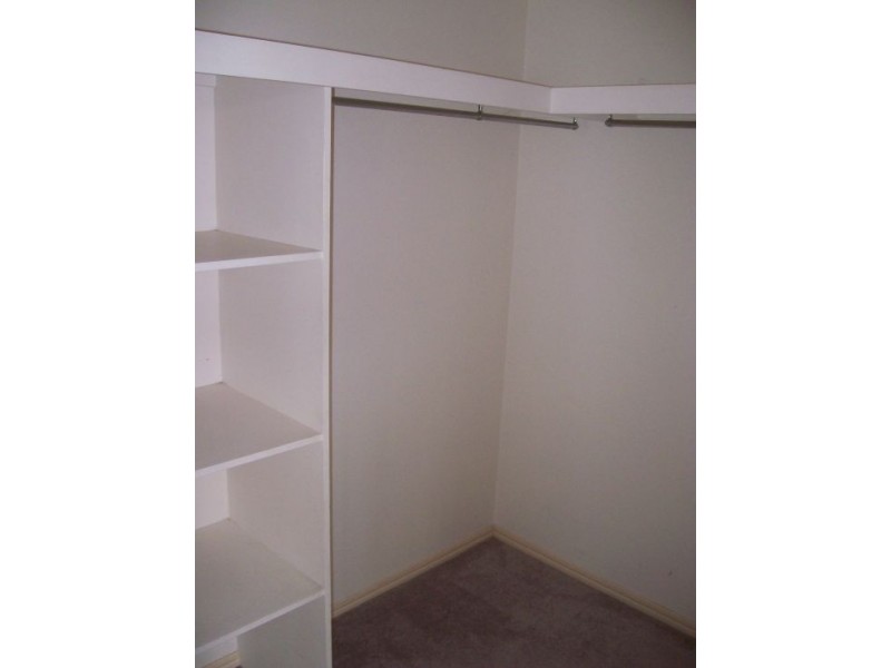 1 King Edward Court, Urangan QLD 4655