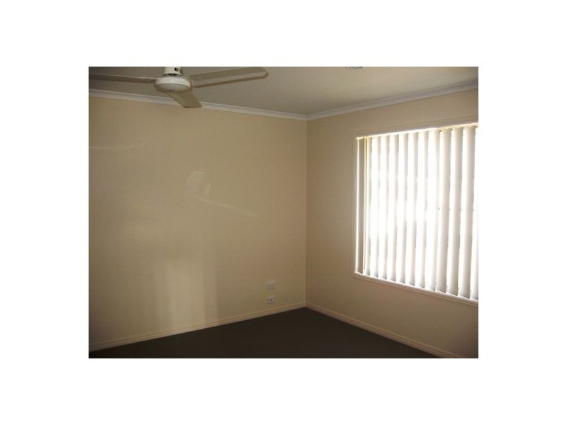 50 Bounty Circuit, Eli Waters QLD 4655