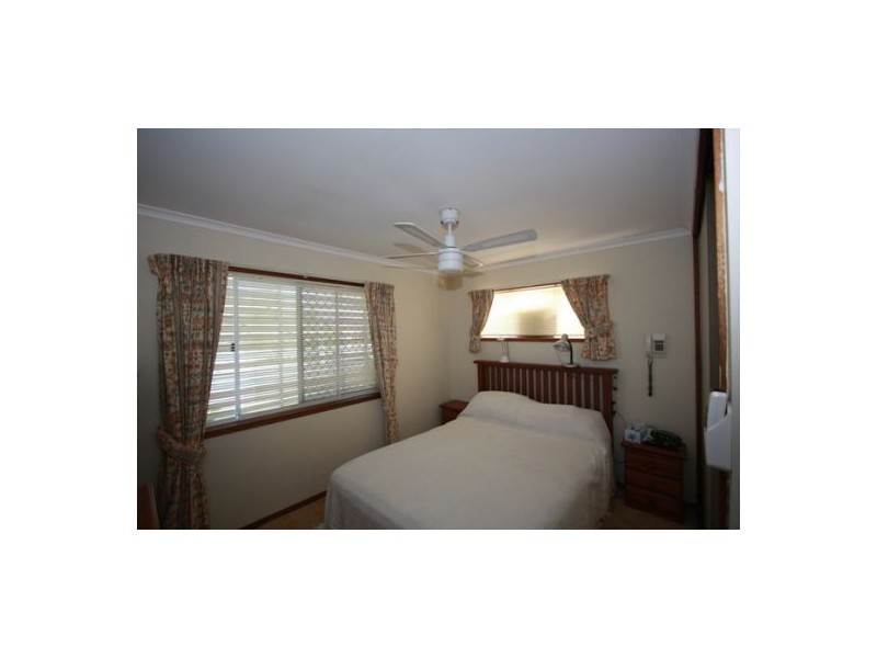 39 LIMPUS, Urangan QLD 4655