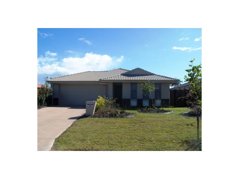 25 Magellan, Urraween QLD 4655
