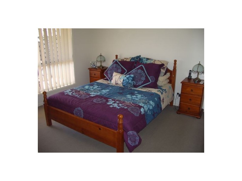 25 Picadilly Cct, Urraween QLD 4655