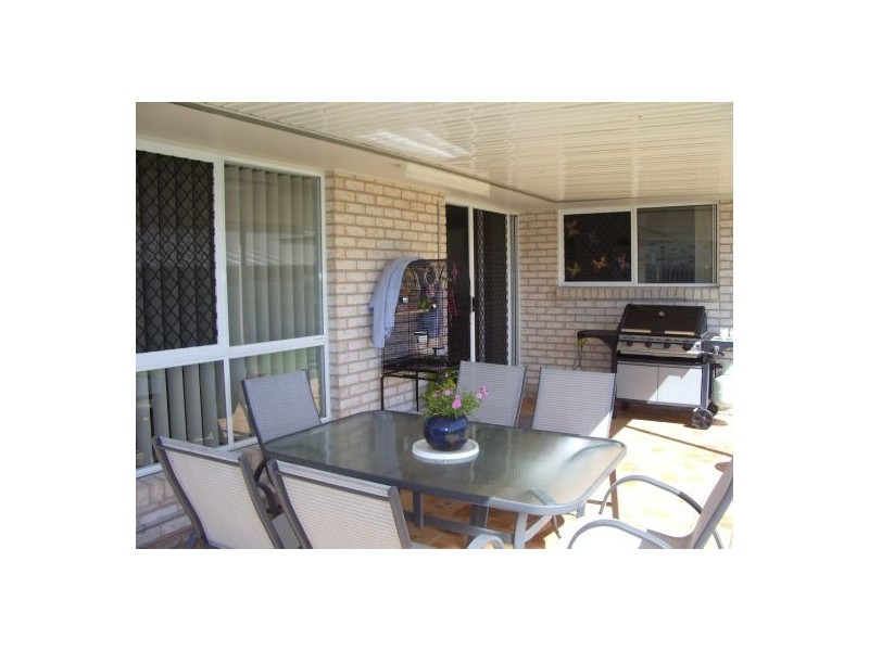 25 Picadilly Cct, Urraween QLD 4655
