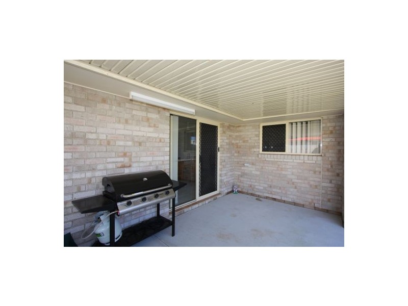 54 EMERALD PARK WAY, Urangan QLD 4655