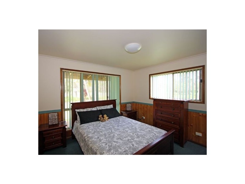 102 Rowley Road, Booral QLD 4655