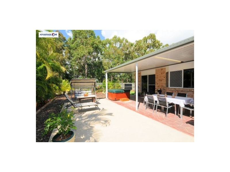 4 Earls Ct, Point Vernon QLD 4655