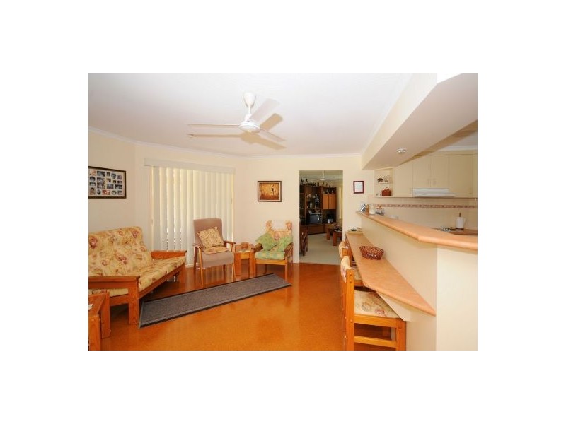 5 Earls Ct, Point Vernon QLD 4655